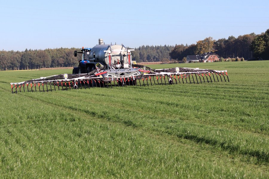 Wirtschaftsdünger effizient nutzen: Vogelsang mit Lösungen für Güllehandling und Biogasproduktion auf der Rottalschau