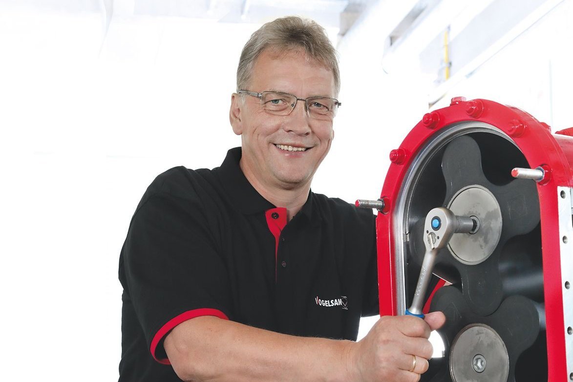 Service mechanic working on a pump