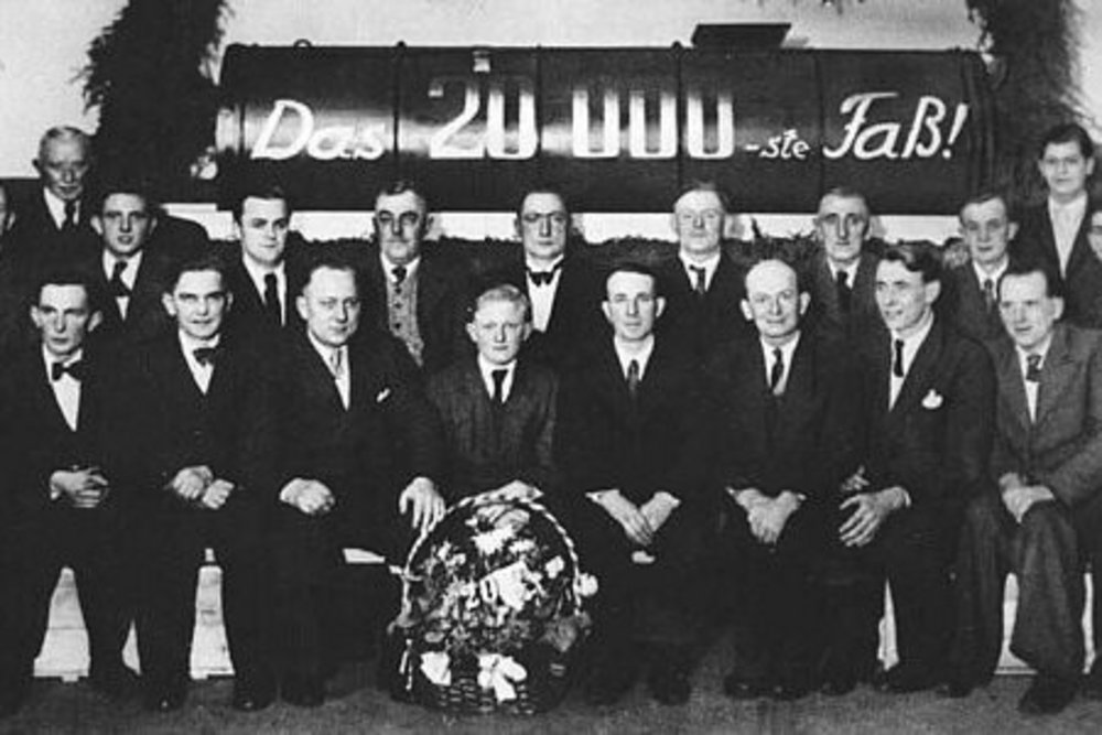 1954 - Vogelsang produceert het 20.000e houten vat