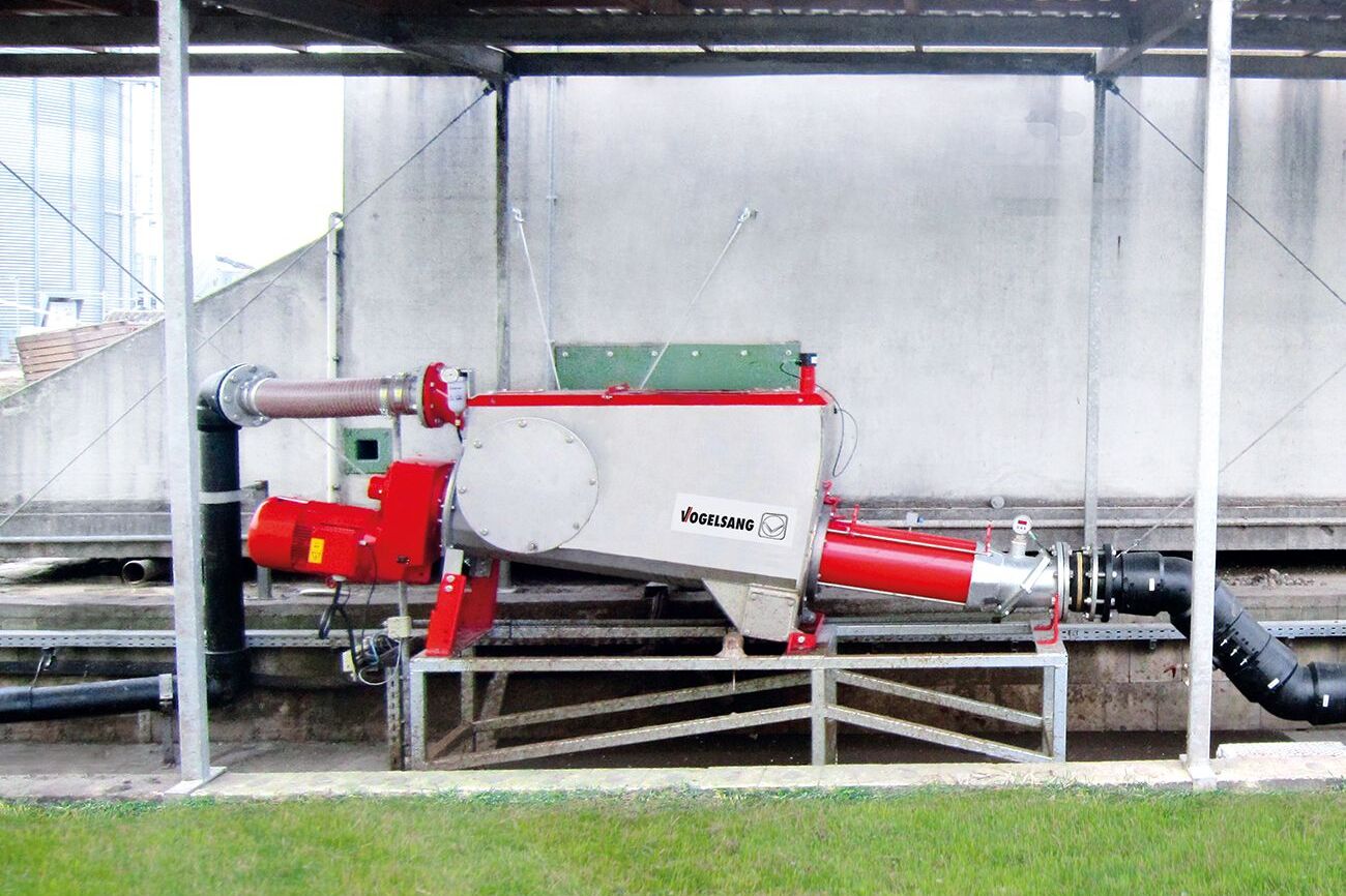 Sistema di alimentazione di fluidi CC-Mix in un impianto biogas