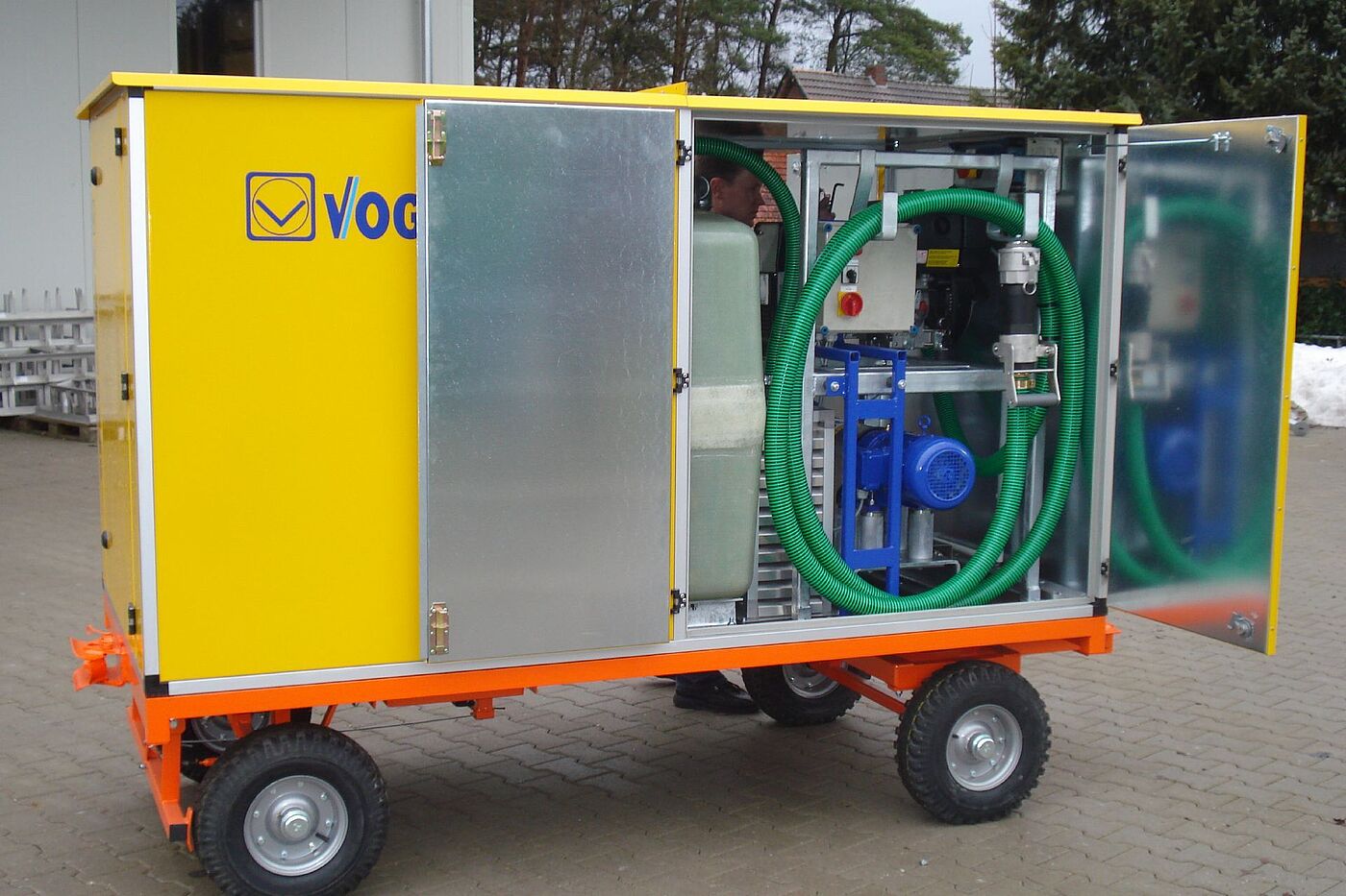 Mobilní řešení pro zásobování a likvidaci odpadu od společnosti Vogelsang v podobě systému MobileUnit