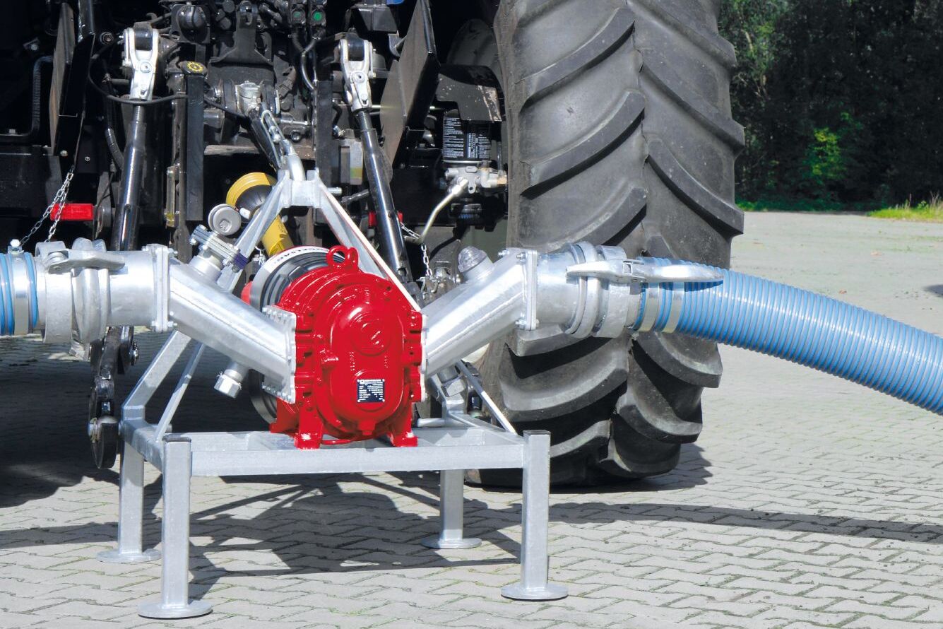 R series: The liquid manure pump by Vogelsang
