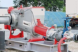 Sistema di alimentazione di fluidi CC-Mix in un impianto biogas