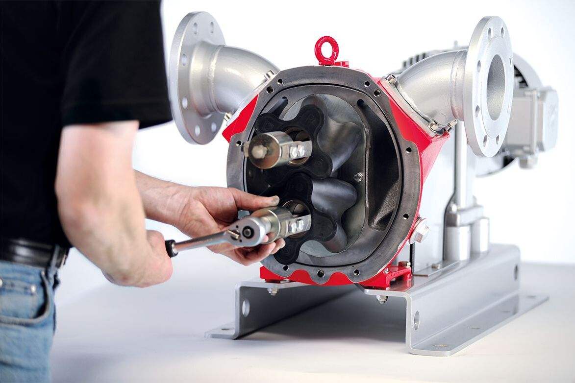 IQ series: The rotary lobe pump by Vogelsang